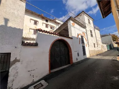 Rustico/Casale in vendita a Montechiaro d'... - foto 1