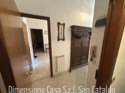 Casa Indipendente in vendita a San Cataldo - foto 3