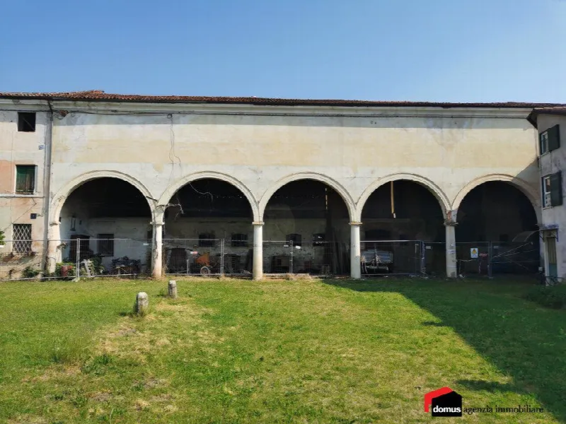Rustico/Casale in vendita a Thiene - foto 4