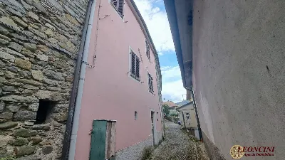 Rustico/Casale in vendita a Tresana - foto 4