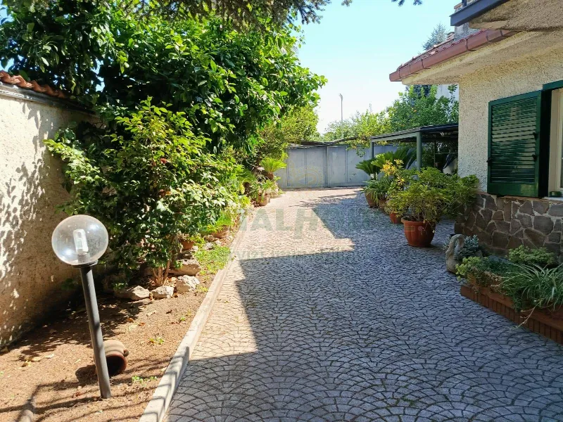 Casa Indipendente in vendita a Montoro - foto 1