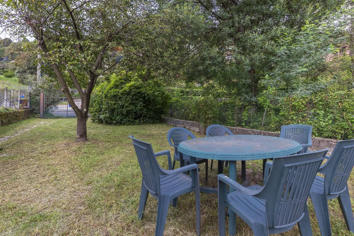Casa Indipendente in vendita a Laveno-Mombello - foto 3