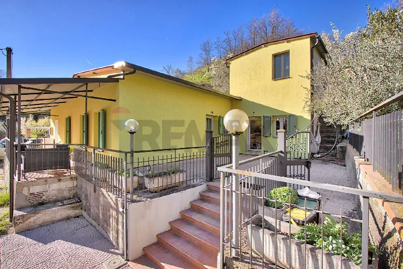 Villa in vendita a Terranuova Bracciolini - foto 3