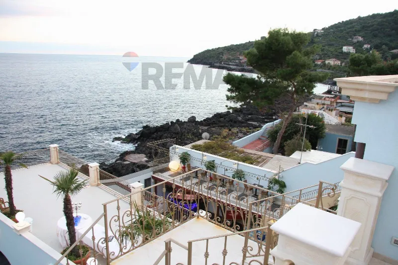 Villa in vendita a Acireale - foto 1