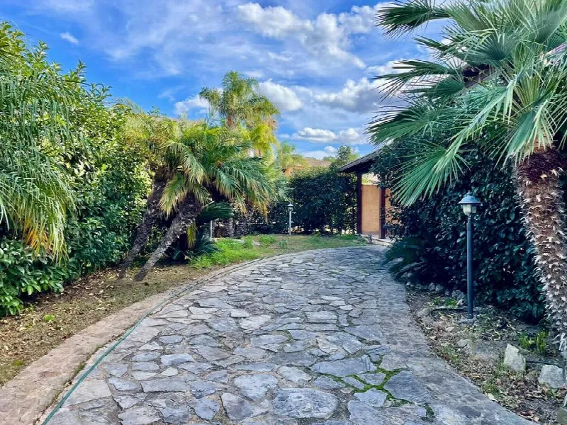 Villa in vendita a Campofelice di Roccella - foto 2