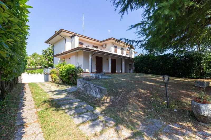 Casa Indipendente in vendita a Roveredo in Piano - foto 1