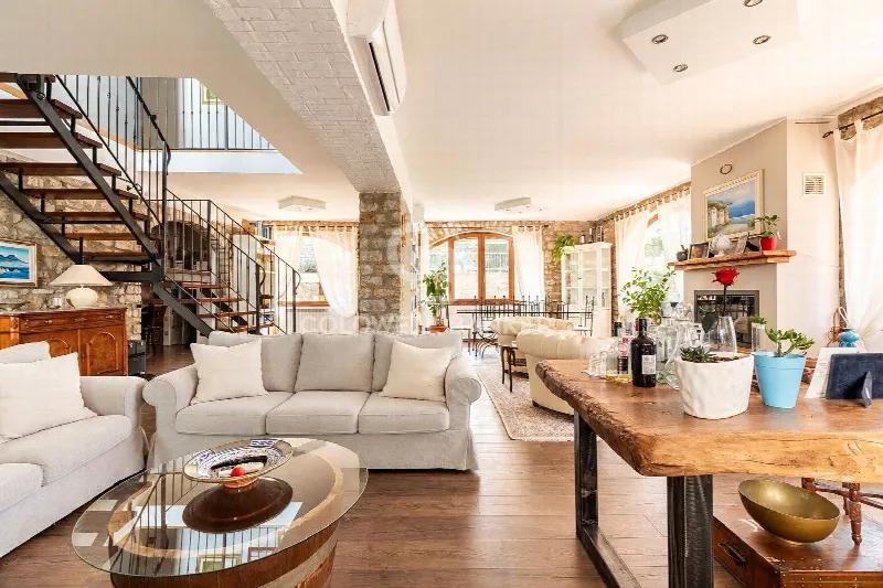 Villa in vendita a Passignano sul Trasimeno - foto 1