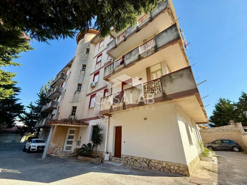 Appartamento in vendita a Carini - foto 1