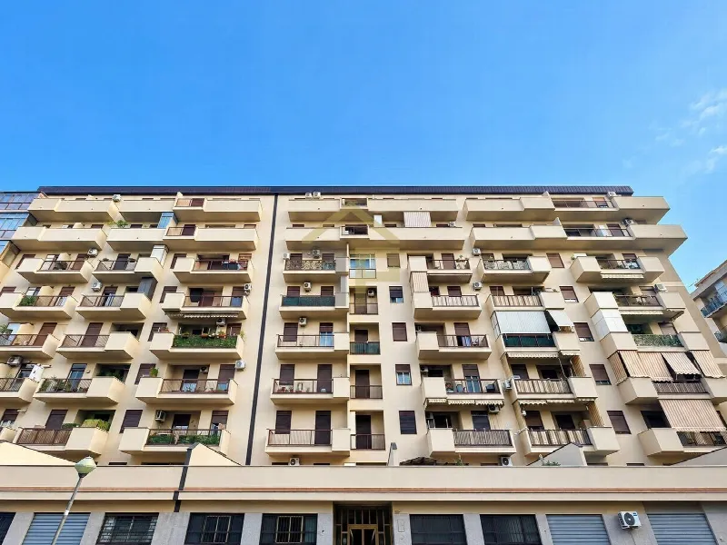 Appartamento in vendita a Palermo - foto 1