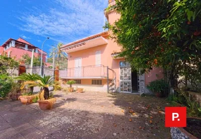 Villa in vendita a Caserta, Caserta Nord - foto 3