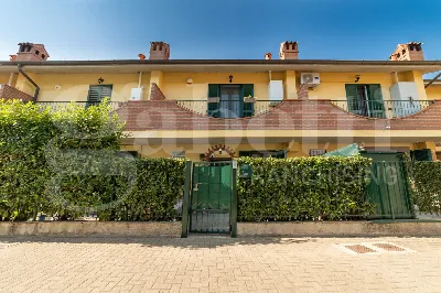 Villetta a schiera in vendita a Vellezzo B... - foto 1