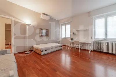 Appartamento in vendita a Milano, Abbiateg... - foto 1