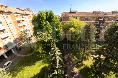 Appartamento in vendita a Milano, Abbiateg... - foto 2