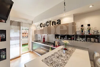 Appartamento in vendita a Milano, Abbiateg... - foto 1