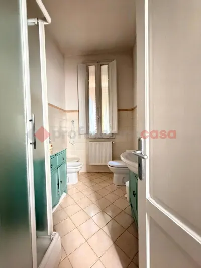 Casa Indipendente in vendita a Prato, Mezz... - foto 8