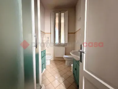 Casa Indipendente in vendita a Prato, Mezz... - foto 9