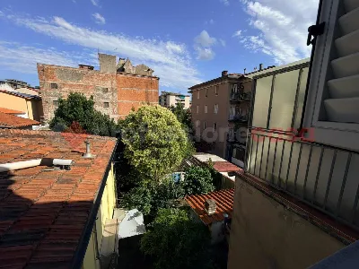 Casa Indipendente in vendita a Prato, Mezz... - foto 9
