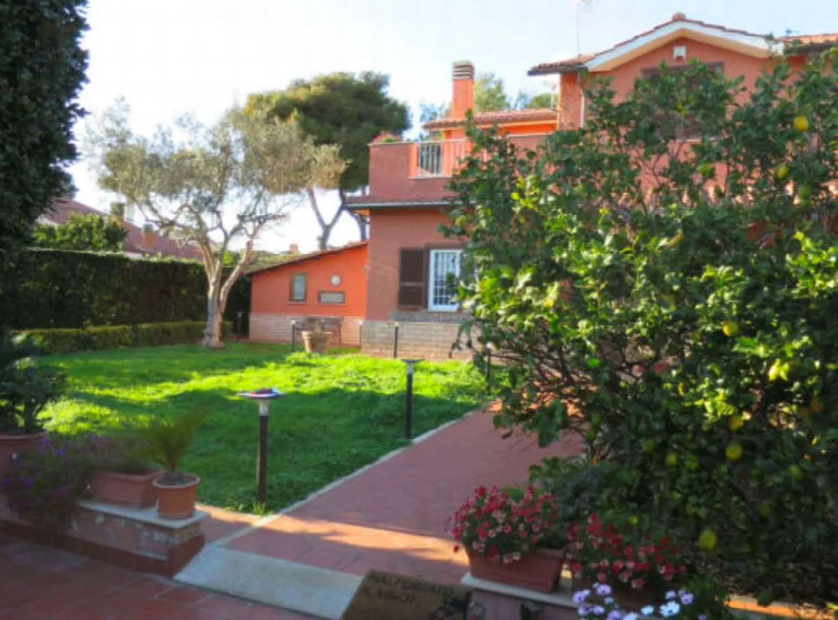 Villa in vendita a Ladispoli - foto 2