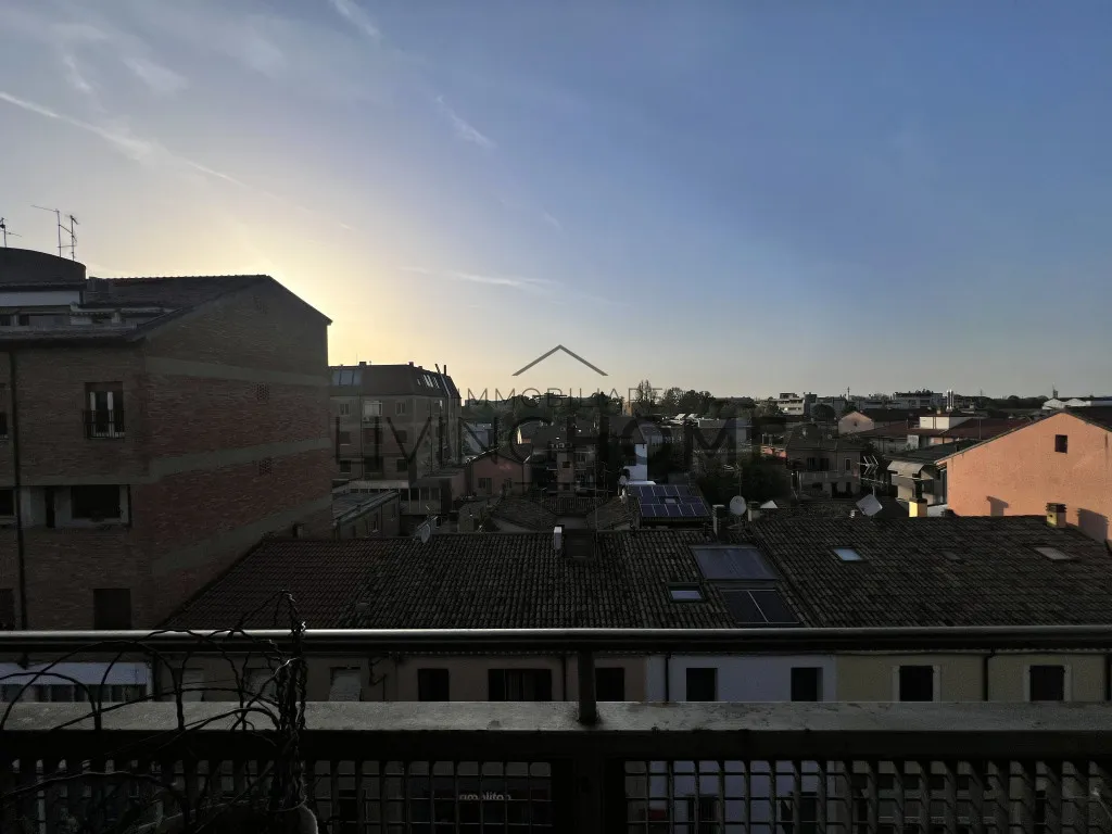 Appartamento in vendita a Cesena, Centro Storico, Centro Urbano - foto 2