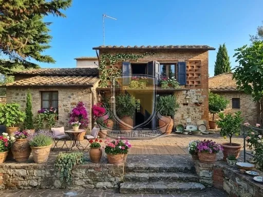 Rustico/Casale in vendita a Castelnuovo Berardenga - foto 1