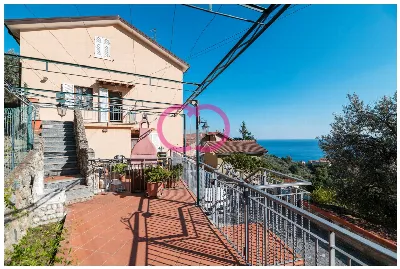 Casa Indipendente in vendita a Varazze - foto 1