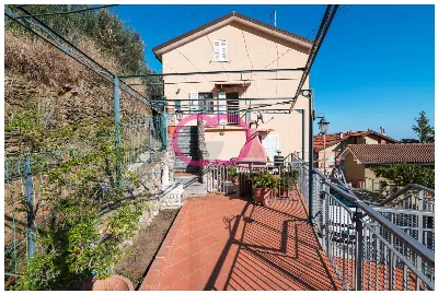 Casa Indipendente in vendita a Varazze - foto 3