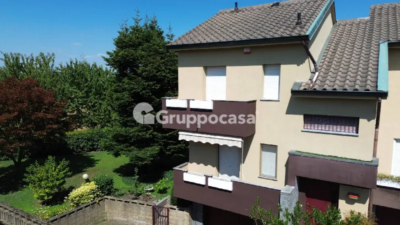 Villa in vendita a Magenta - foto 1