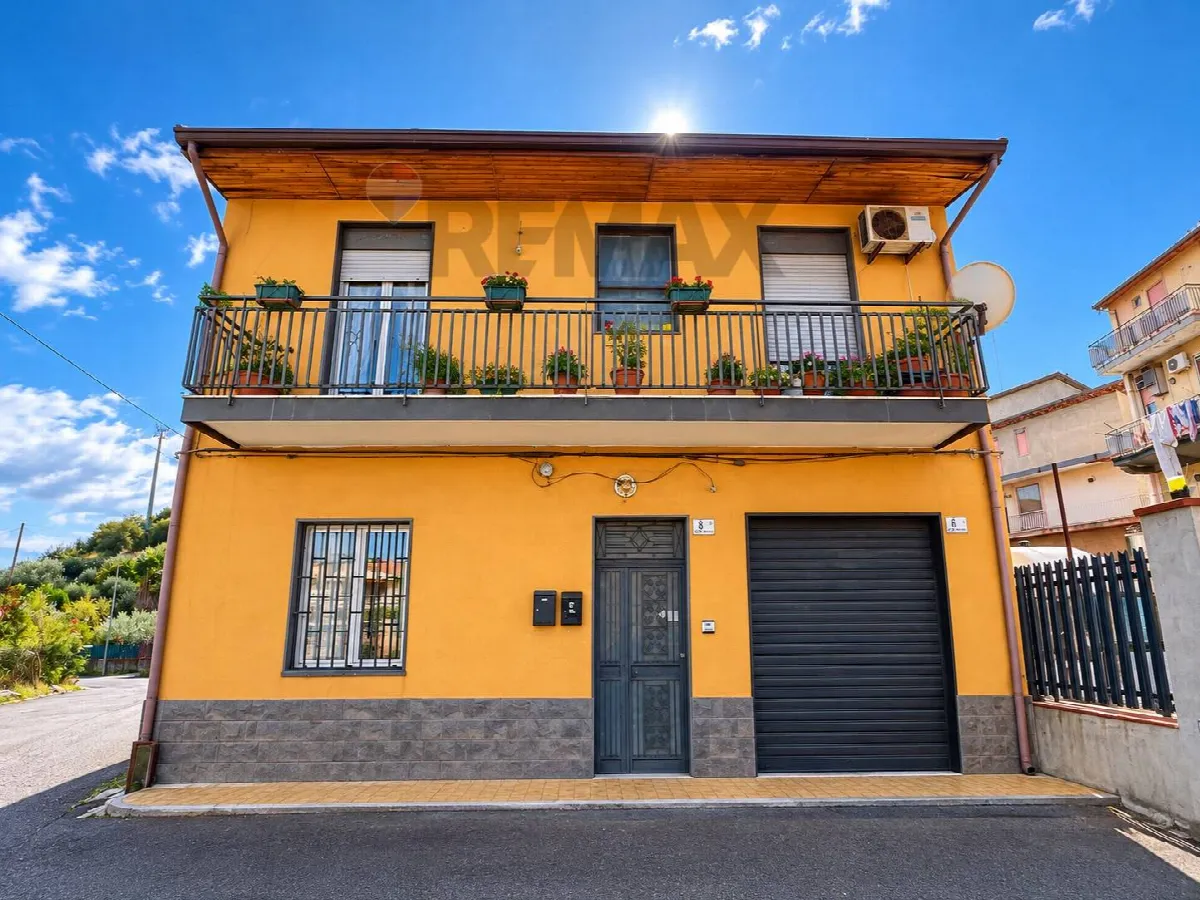 Casa Indipendente in vendita a Motta Sant'Anastasia - foto 2