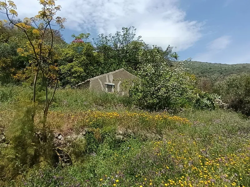 Rustico/Casale in vendita a Graniti - foto 9