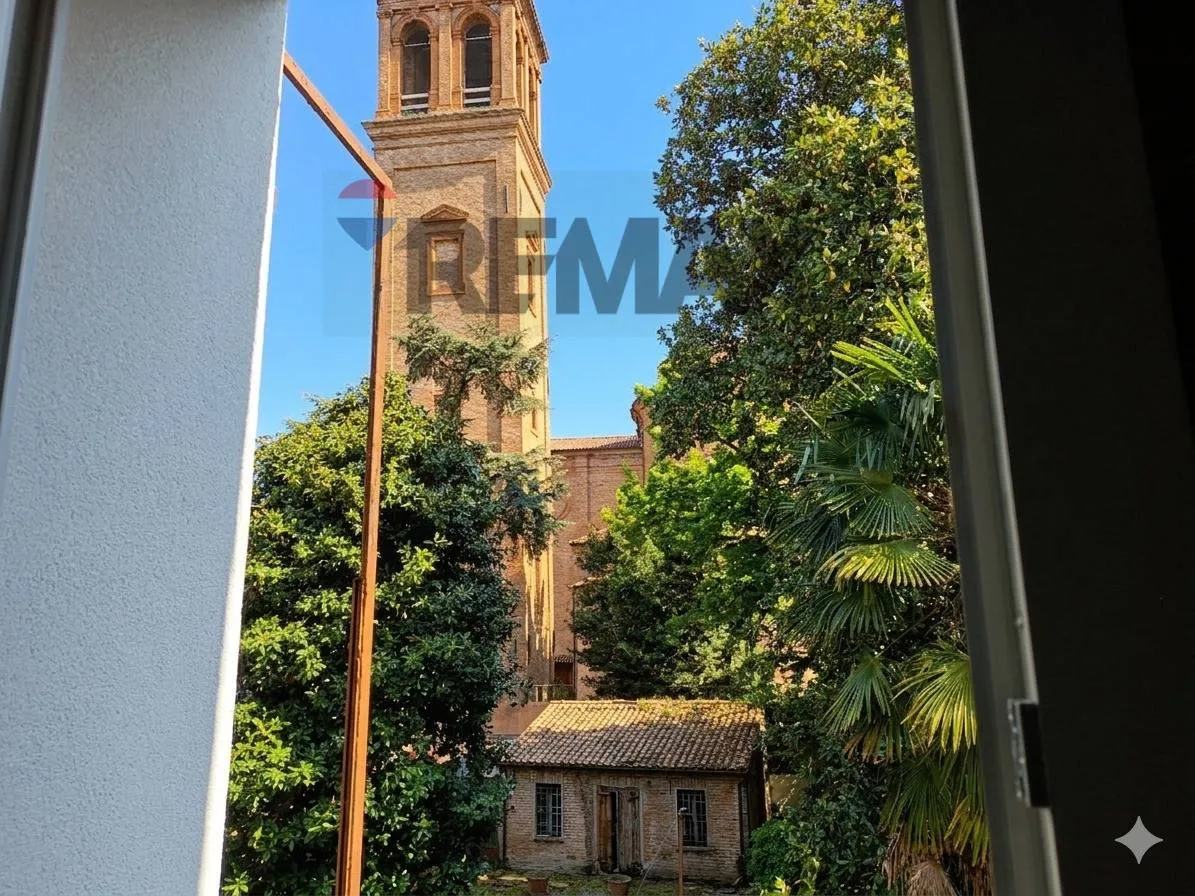 Casa Indipendente in vendita a Ferrara, Centro - foto 2