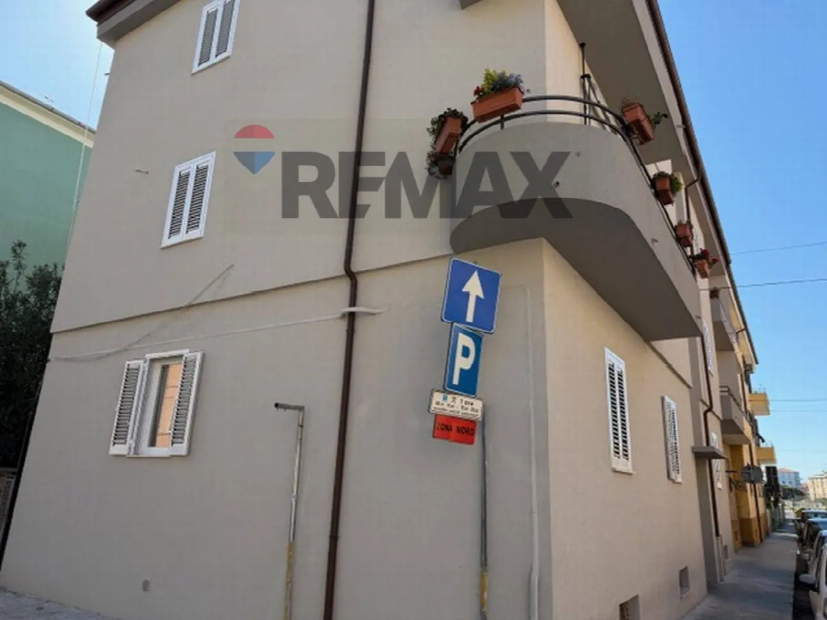 Appartamento in vendita a Falconara Marittima - foto 2