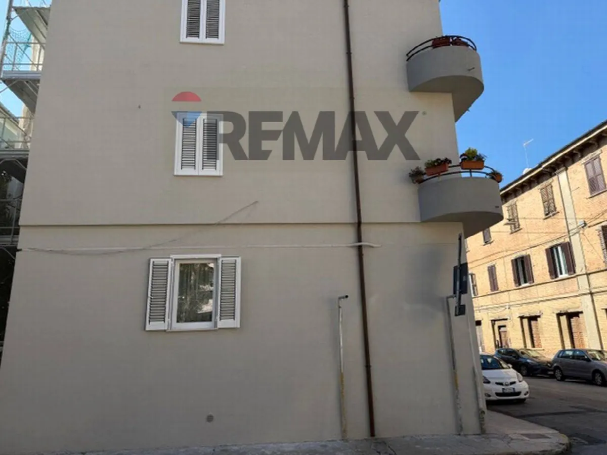 Appartamento in vendita a Falconara Marittima - foto 3