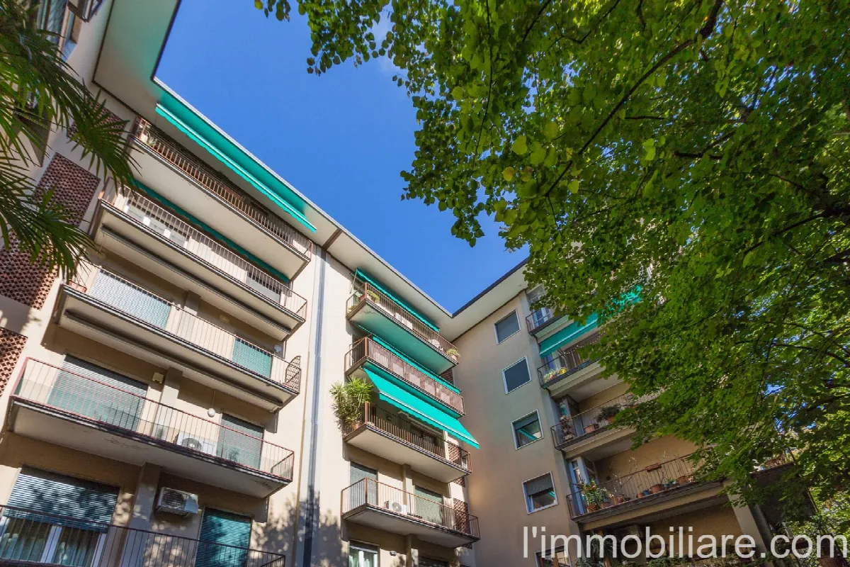 Appartamento in vendita a Verona, Centro - foto 2