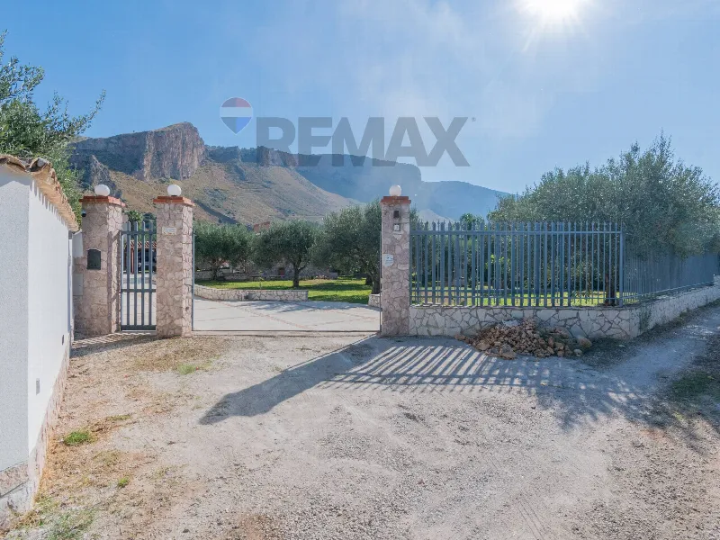 Casa Indipendente in vendita a Terrasini - foto 3