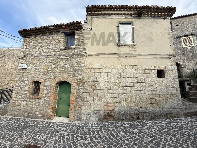 Casa Indipendente in vendita a Casalciprano - foto 2