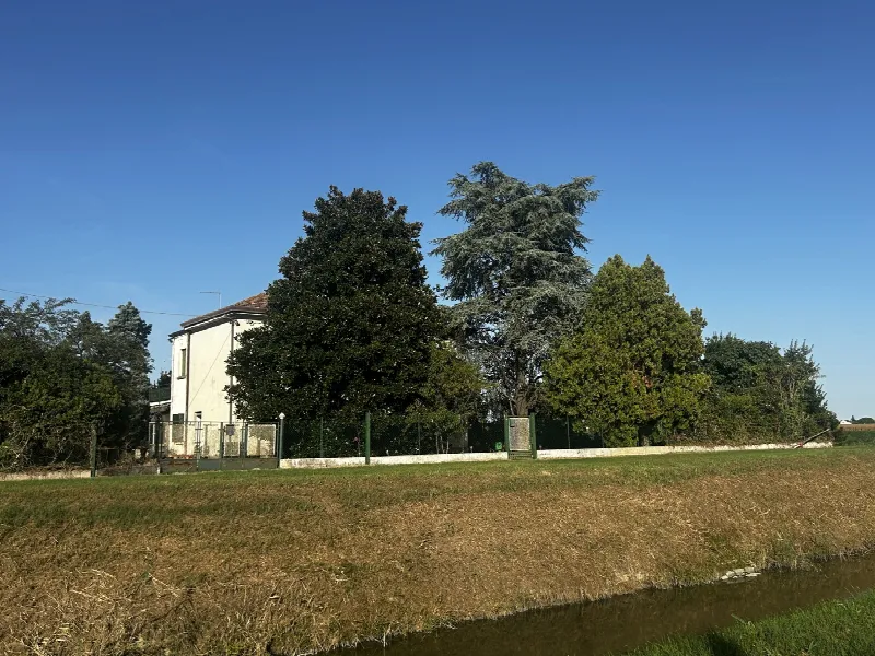 Rustico/Casale in vendita a Adria - foto 2