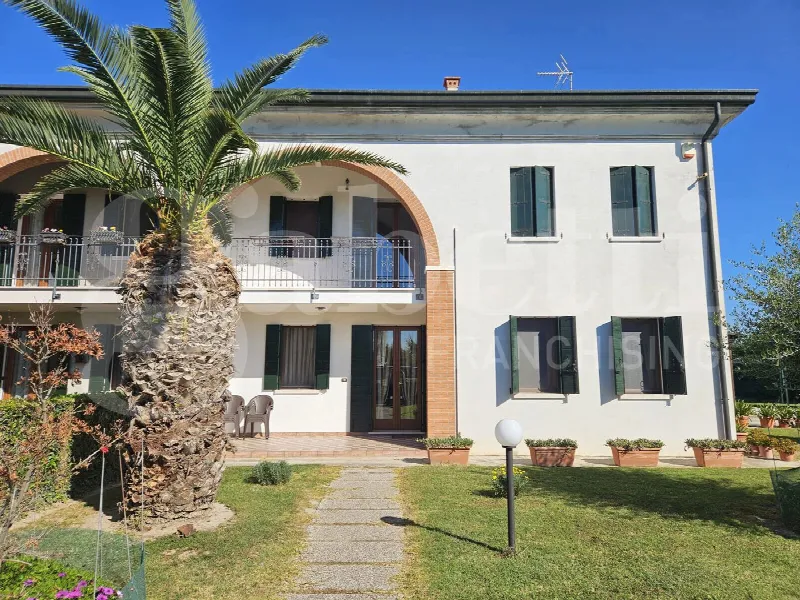 Casa Indipendente in vendita a Codevigo - foto 1