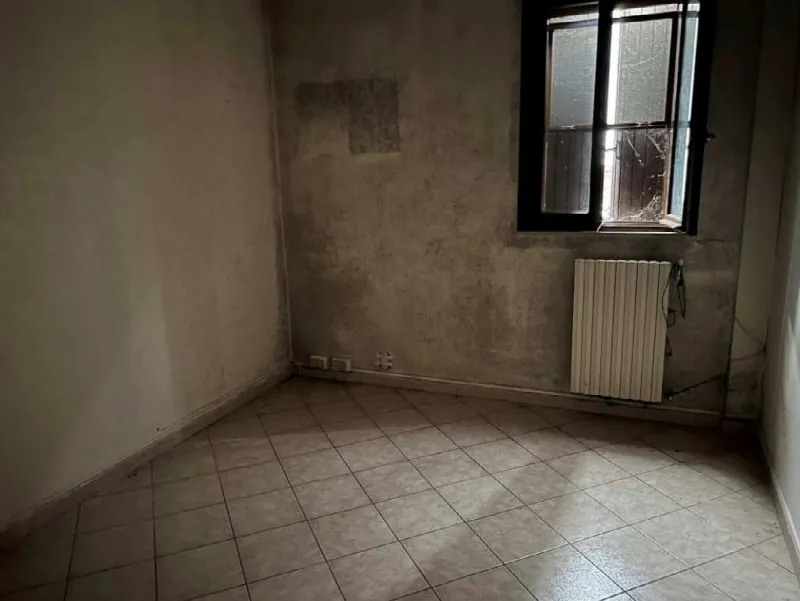 Palazzo/Stabile in vendita a Gualtieri - foto 6