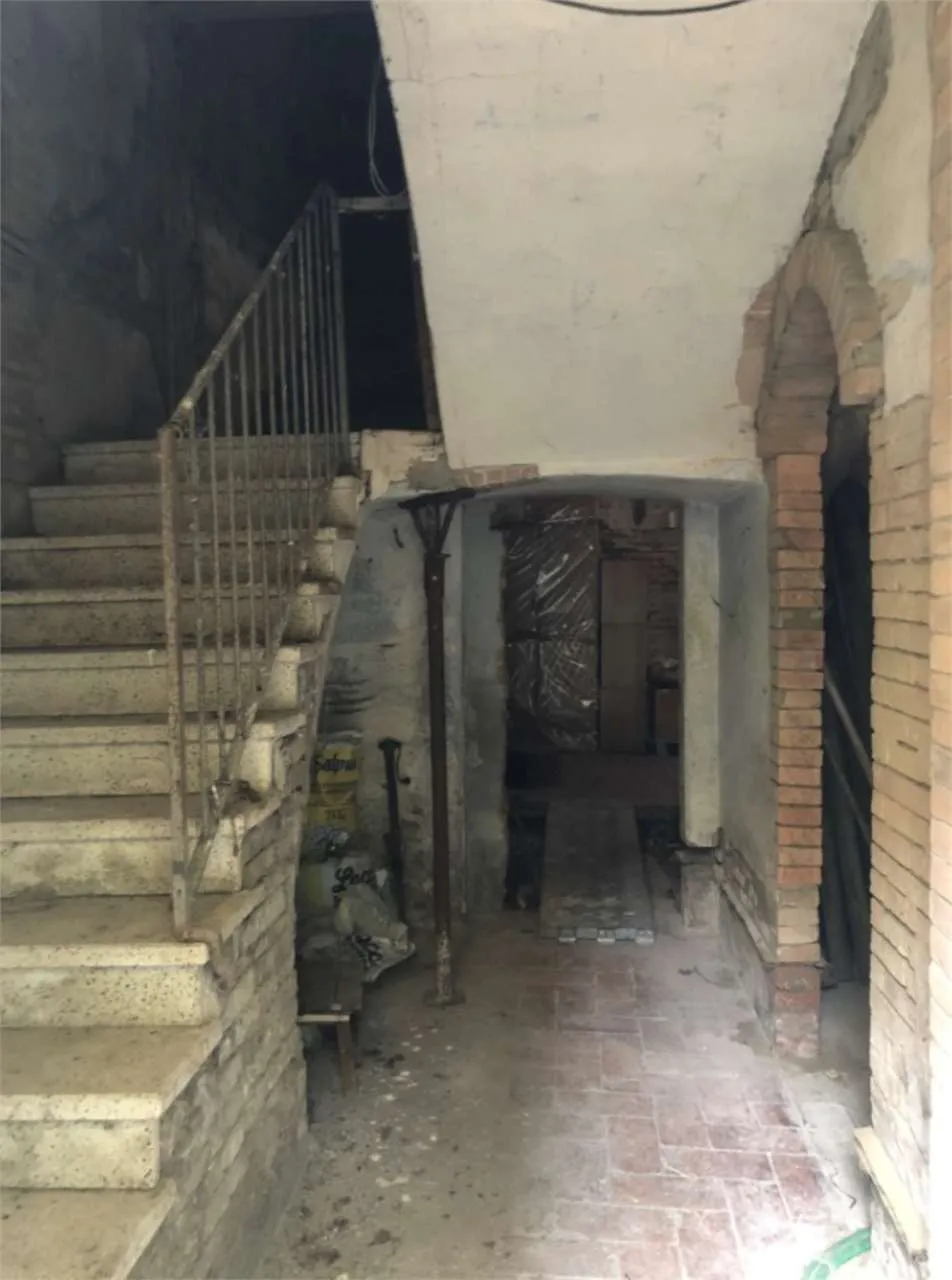 Palazzo/Stabile in vendita a Correggio - foto 5