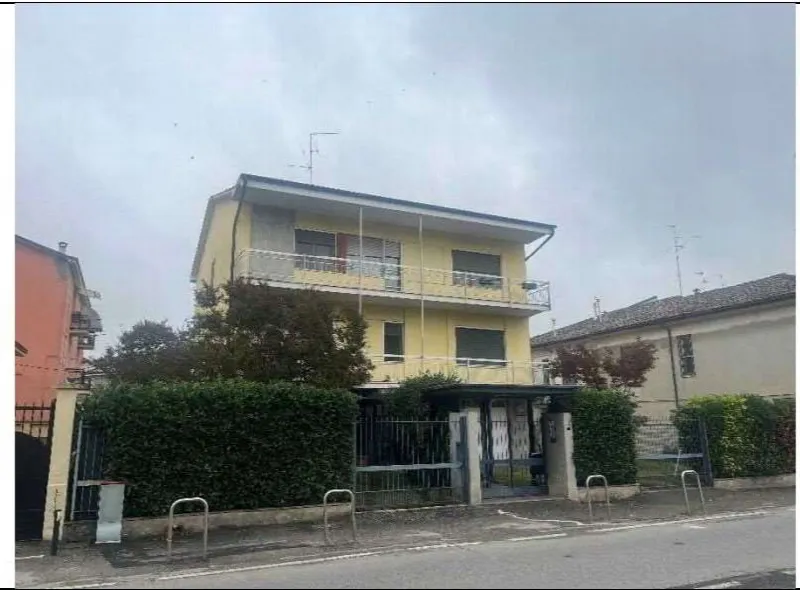 Appartamento in vendita a Lodi, Revellino, Campo Marte - foto 1