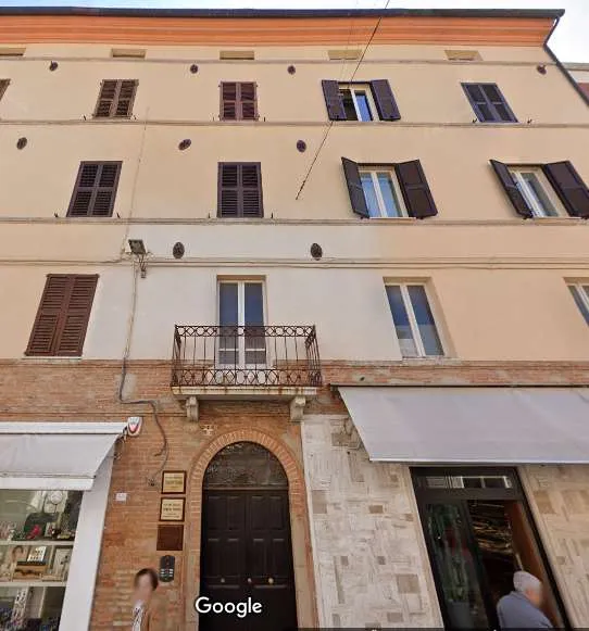 Palazzo/Stabile in vendita a Chiaravalle - foto 1