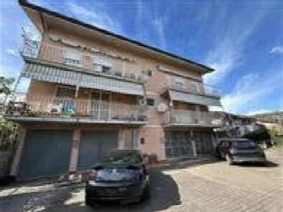 Appartamento a Follo