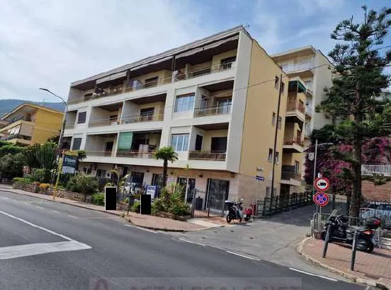 Appartamento in vendita a Ospedaletti - foto 2