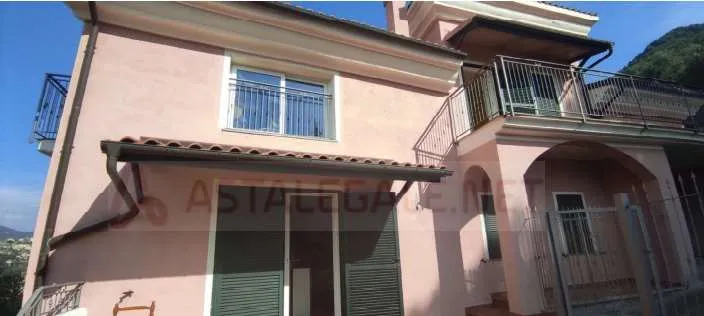 Appartamento in vendita a Chiusanico - foto 2