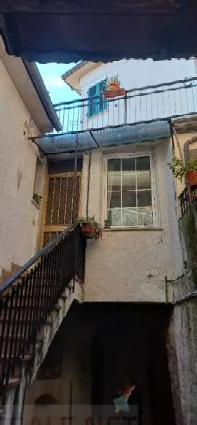Appartamento in vendita a Follo - foto 3