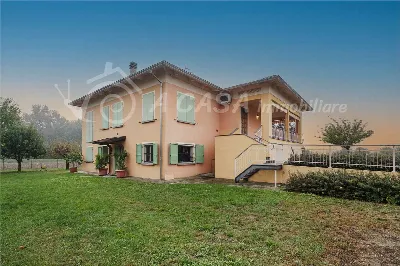 Villa in vendita a Roccabianca - foto 1