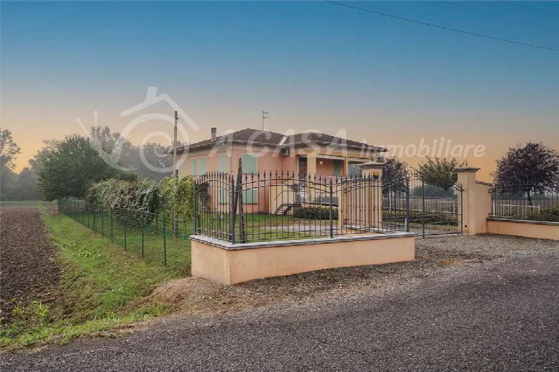 Villa in vendita a Roccabianca - foto 2