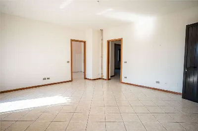 Appartamento in vendita a Fara Novarese - foto 4