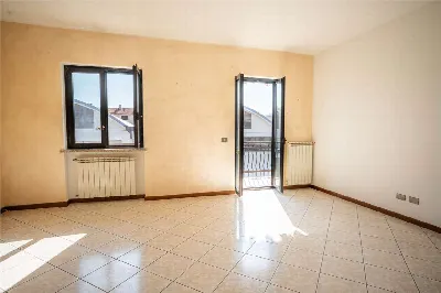 Appartamento in vendita a Fara Novarese - foto 5