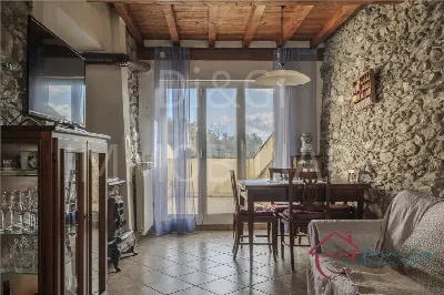 Rustico/Casale a Ranzo